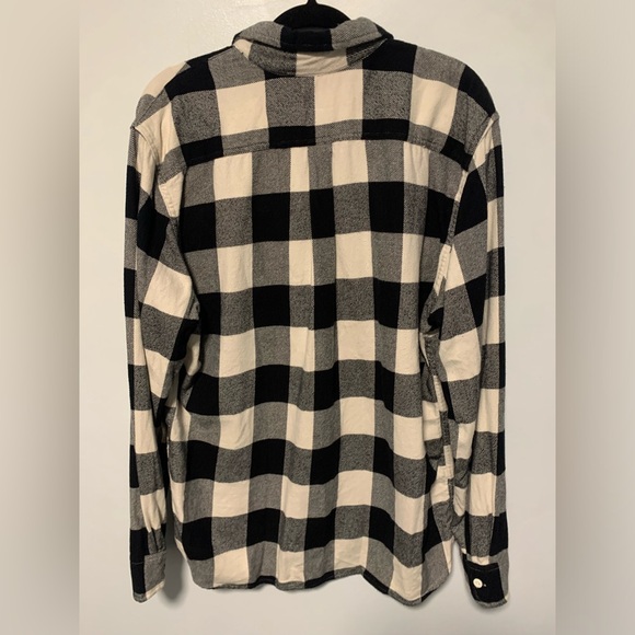 Levi’s Flannel Shirt - Picture 4 of 4